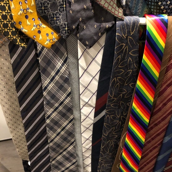 Assorted  branded neckties lot 30 - Picture 16 of 16